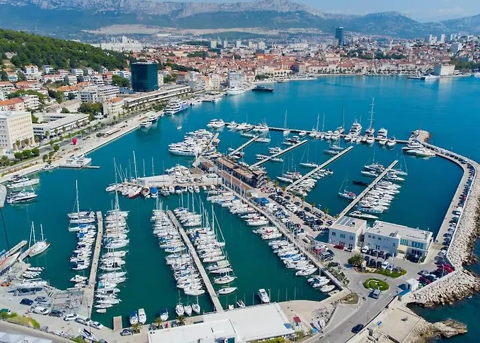 Pazarello Апартаменты Сплит